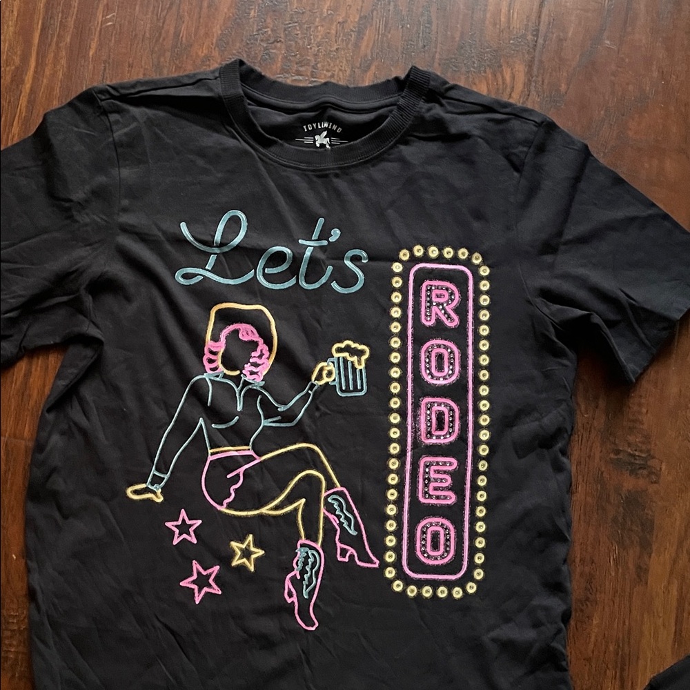 Idyllwind Black Tee with Graphic Design